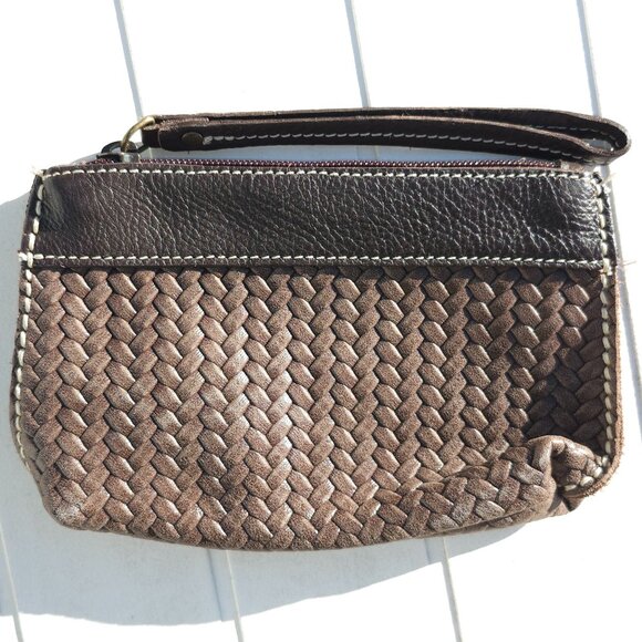 Roots Wristlet Zipper Pouch in Brown Pebbled Leather Sewn Leather Patch - Picture 2 of 4